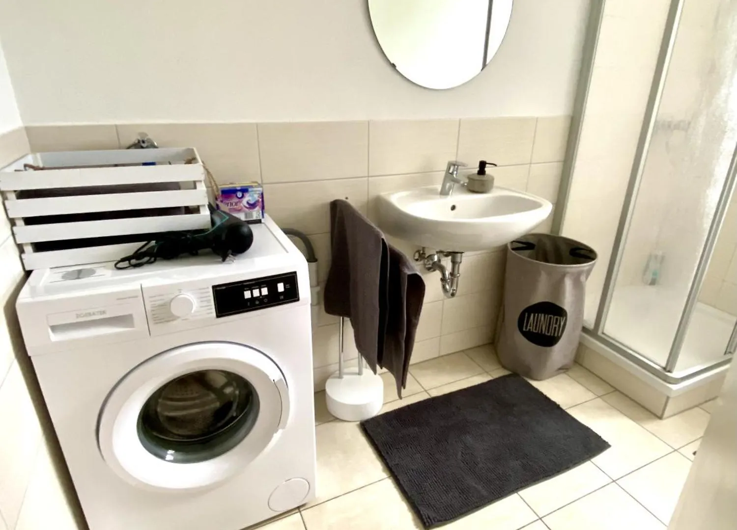 3 Zimmer Apartment Mit Flussblick - Self Check-In Eggenfelden
