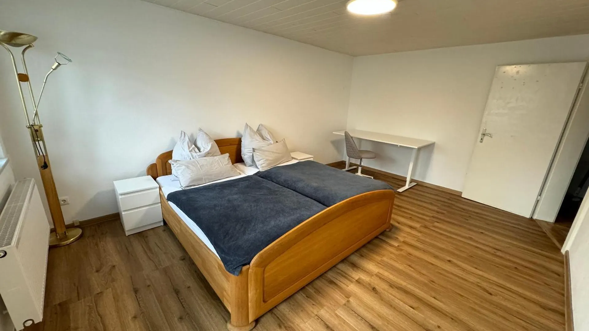 3 Zimmer Apartment Mit Flussblick - Self Check-In Eggenfelden
